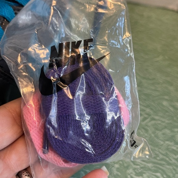 Nike women’s terminator premium high cut sneakers- new without box 24cm rare - Picture 6 of 11